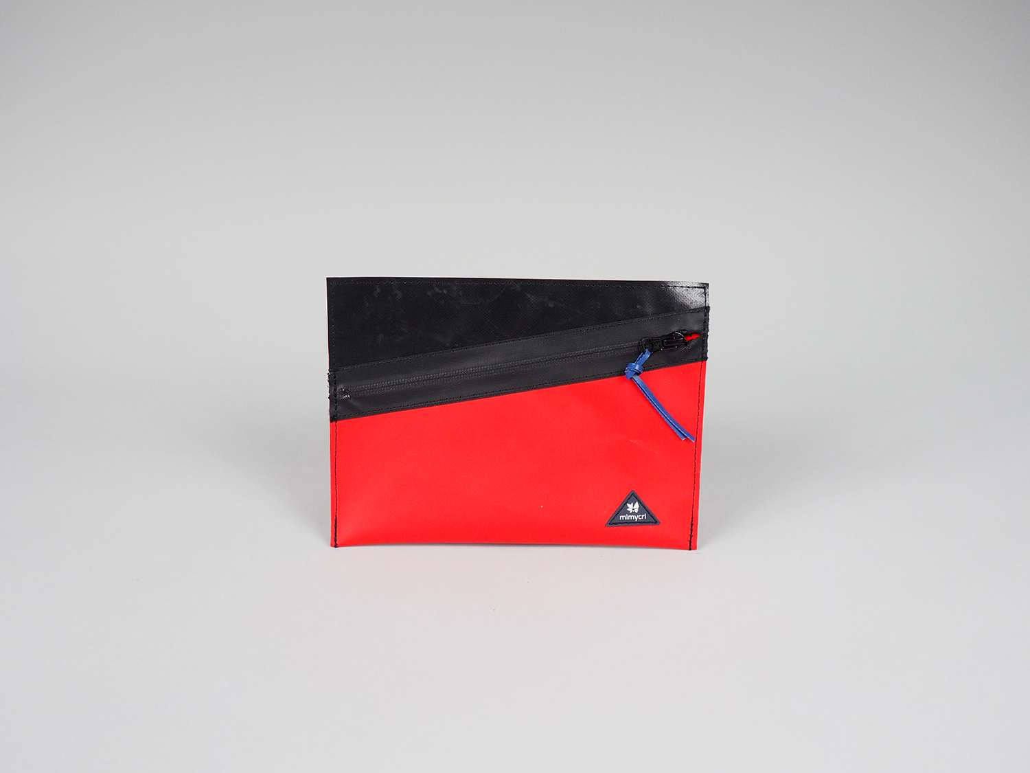 Pouch Red Black.JPG